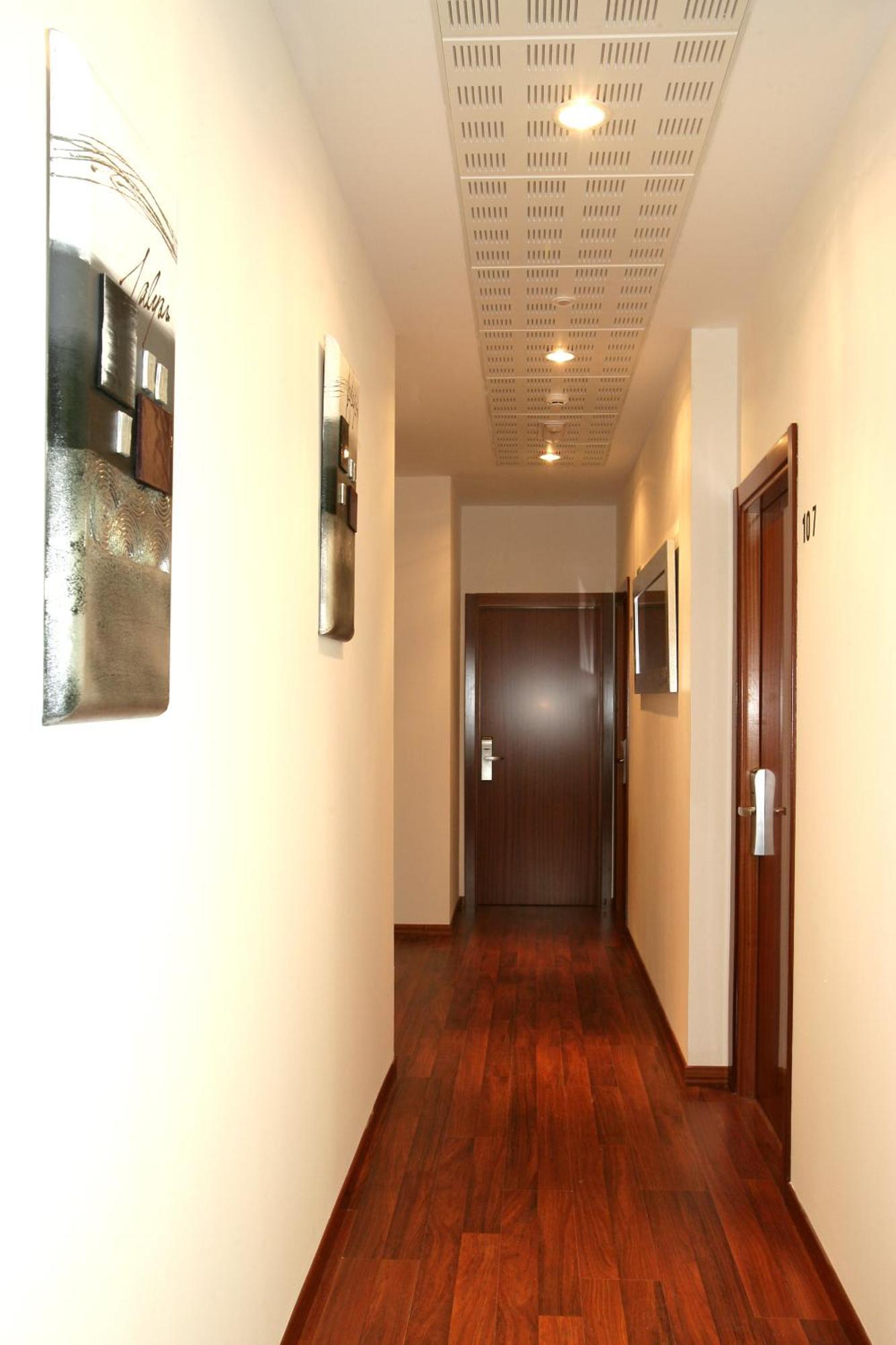Hostal San Ignacio Centro Сан-Себастьян Экстерьер фото